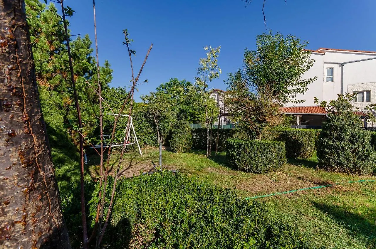 Apartment Benzon Kastela