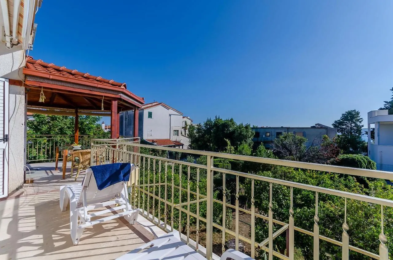 Apartment Benzon Kastela