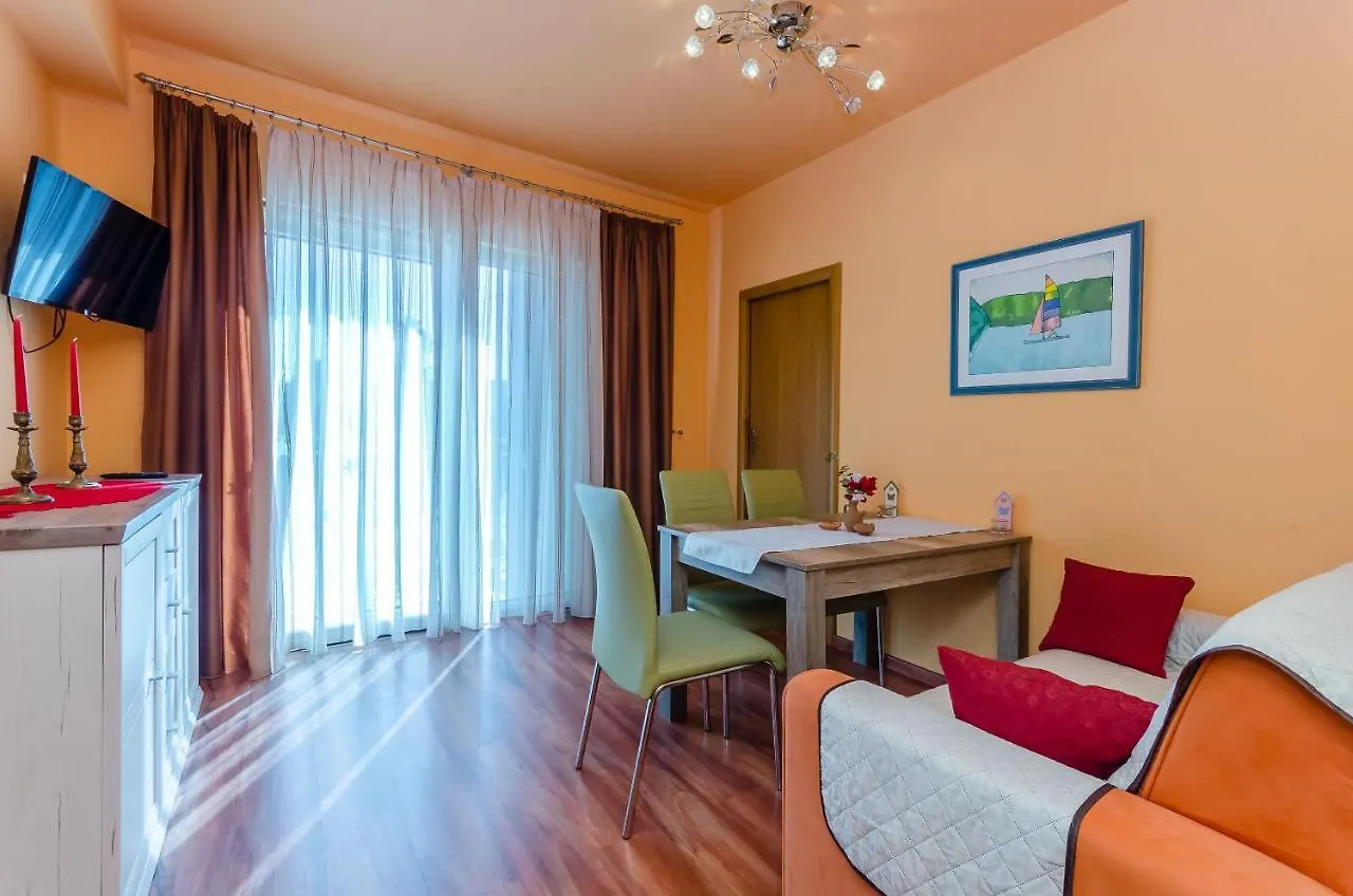 Apartment Benzon Kaštela クロアチア